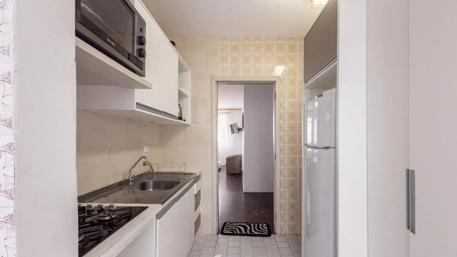 Daire Apto Centro Bc C/ Varanda 260M Da Praia Elo0207 Balneario Camboriu Brezilya